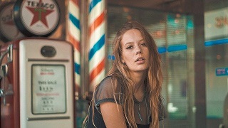 portrait-2218858_640